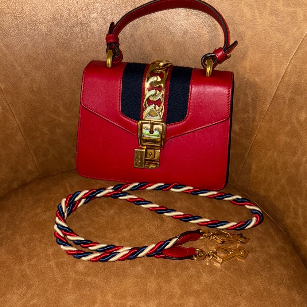 Gucci Sylvie Red Calfskin and Gold Mini Bag with Chain - Picture 15 of 16
